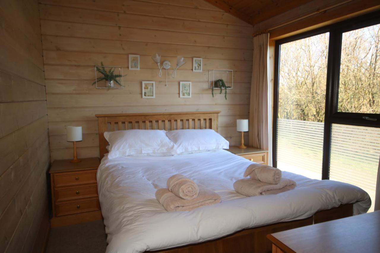 Hartland Hideaway Lodge Woolfardisworthy  Eksteriør bilde